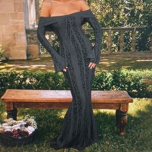 Off-Shoulder Black Lace Mermaid Dress